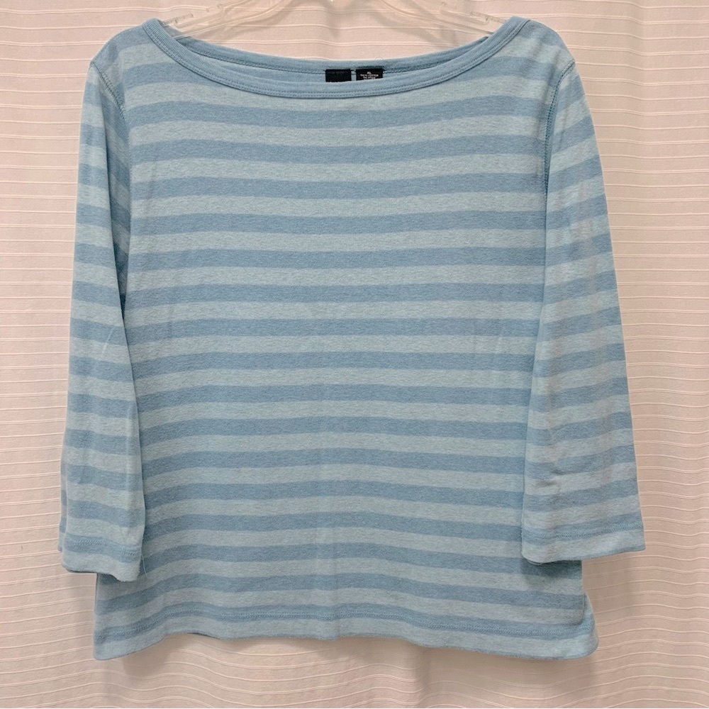 Blue striped 3/4 sleeve Mossimo shirt, size XL